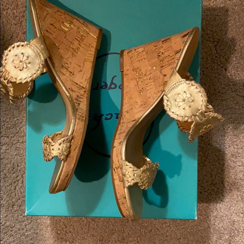Shoes - Picture 4 of 5